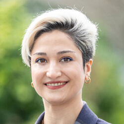 Dr. Nasim Moarefi
